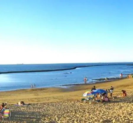 Chipiona/casa Adosada/centrico+playa/5plazas/garaje/ Holiday home *